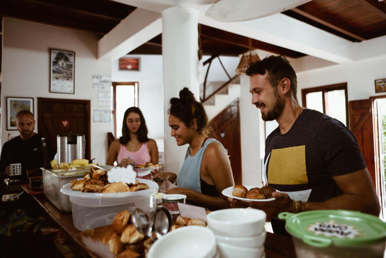 Esperanto Bed & Breakfast Surf Hostel Montanita Ngoại thất bức ảnh