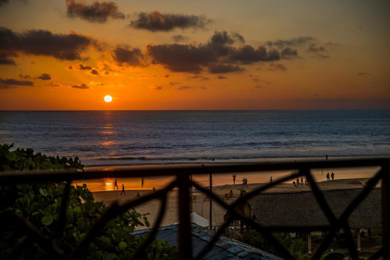 Esperanto Bed & Breakfast Surf Hostel Montanita Ngoại thất bức ảnh