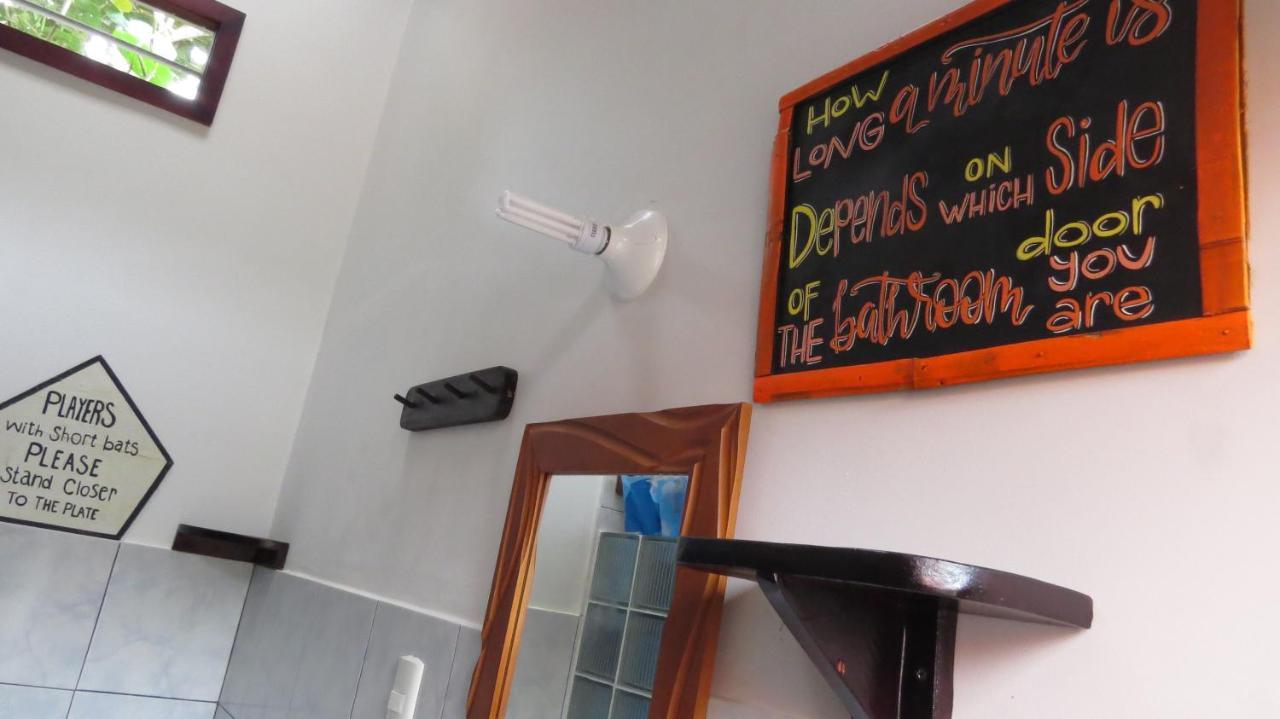 Esperanto Bed & Breakfast Surf Hostel Montanita Ngoại thất bức ảnh