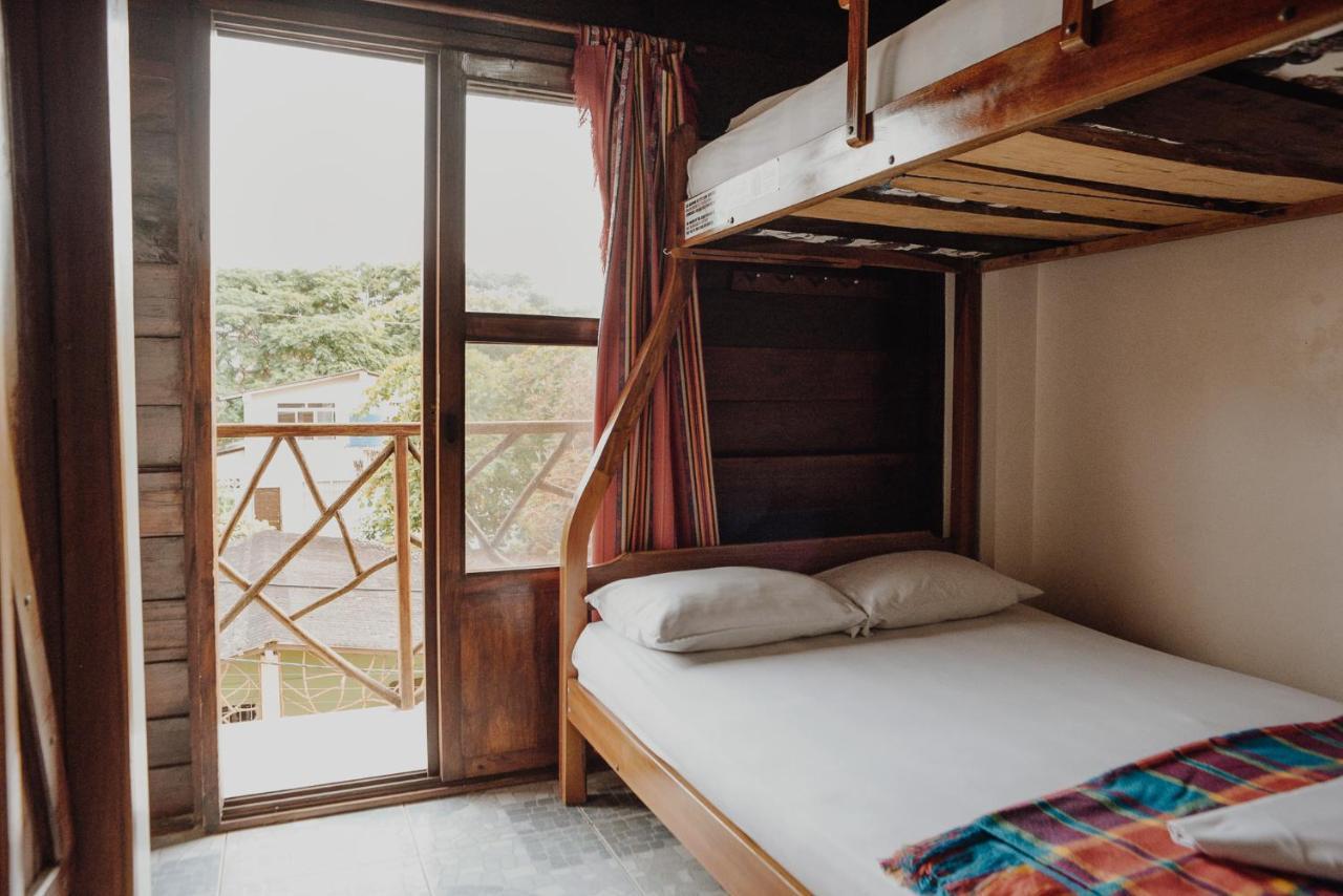Esperanto Bed & Breakfast Surf Hostel Montanita Ngoại thất bức ảnh