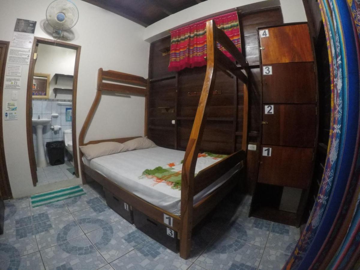 Esperanto Bed & Breakfast Surf Hostel Montanita Ngoại thất bức ảnh