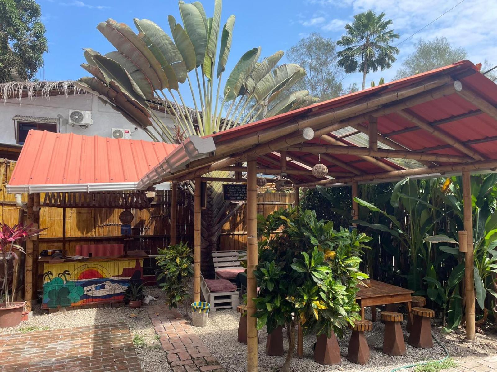 Esperanto Bed & Breakfast Surf Hostel Montanita Ngoại thất bức ảnh